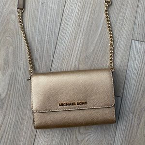 Michael Kors Phone Crossbody Bag